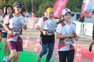 BIB: 6678, 6450, 6344
                            <button type="button" onclick="openModal(6501778)" class="btn btn-primary btn-sm float-right btn-popup" data-toggle="modal" data-target=".modal-high-quality">
                        <i class="fas fa-shopping-cart"></i> Add to Cart
                    </button>
                                            <button type="button" onclick="isThisMe(6501778, true)" class="btn btn-success btn-sm float-right btn-popup btn-isme hidden" data-toggle="tooltip" data-placement="bottom" title="นี่คือรูปของคุณใช่ไหม คลิกที่นี่เพื่อเอาเข้าอัลบั้ม">
                        <i class="fas fa-plus"></i> Add to album
                    </button>
                    <button type="button" onclick="isThisMe(6501778, false)" class="btn btn-warning btn-sm float-right btn-popup btn-isnotme hidden">
                        <i class="fas fa-ban"></i> Remove from album
                    </button>