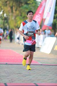 BIB: 3009, 128
                            <button type="button" onclick="openModal(6499235)" class="btn btn-primary btn-sm float-right btn-popup" data-toggle="modal" data-target=".modal-high-quality">
                        <i class="fas fa-shopping-cart"></i> Add to Cart
                    </button>
                                            <button type="button" onclick="isThisMe(6499235, true)" class="btn btn-success btn-sm float-right btn-popup btn-isme hidden" data-toggle="tooltip" data-placement="bottom" title="นี่คือรูปของคุณใช่ไหม คลิกที่นี่เพื่อเอาเข้าอัลบั้ม">
                        <i class="fas fa-plus"></i> Add to album
                    </button>
                    <button type="button" onclick="isThisMe(6499235, false)" class="btn btn-warning btn-sm float-right btn-popup btn-isnotme hidden">
                        <i class="fas fa-ban"></i> Remove from album
                    </button>