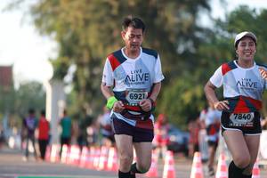 BIB: 6921, 7840
                            <button type="button" onclick="openModal(6500796)" class="btn btn-primary btn-sm float-right btn-popup" data-toggle="modal" data-target=".modal-high-quality">
                        <i class="fas fa-shopping-cart"></i> Add to Cart
                    </button>
                                            <button type="button" onclick="isThisMe(6500796, true)" class="btn btn-success btn-sm float-right btn-popup btn-isme hidden" data-toggle="tooltip" data-placement="bottom" title="นี่คือรูปของคุณใช่ไหม คลิกที่นี่เพื่อเอาเข้าอัลบั้ม">
                        <i class="fas fa-plus"></i> Add to album
                    </button>
                    <button type="button" onclick="isThisMe(6500796, false)" class="btn btn-warning btn-sm float-right btn-popup btn-isnotme hidden">
                        <i class="fas fa-ban"></i> Remove from album
                    </button>