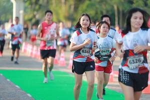 BIB: 6362, 6429, 6326
                            <button type="button" onclick="openModal(6501788)" class="btn btn-primary btn-sm float-right btn-popup" data-toggle="modal" data-target=".modal-high-quality">
                        <i class="fas fa-shopping-cart"></i> Add to Cart
                    </button>
                                            <button type="button" onclick="isThisMe(6501788, true)" class="btn btn-success btn-sm float-right btn-popup btn-isme hidden" data-toggle="tooltip" data-placement="bottom" title="นี่คือรูปของคุณใช่ไหม คลิกที่นี่เพื่อเอาเข้าอัลบั้ม">
                        <i class="fas fa-plus"></i> Add to album
                    </button>
                    <button type="button" onclick="isThisMe(6501788, false)" class="btn btn-warning btn-sm float-right btn-popup btn-isnotme hidden">
                        <i class="fas fa-ban"></i> Remove from album
                    </button>