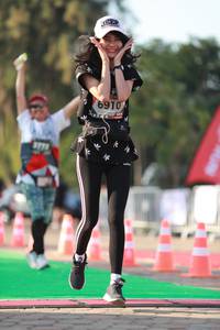 BIB: 6910
                            <button type="button" onclick="openModal(6504932)" class="btn btn-primary btn-sm float-right btn-popup" data-toggle="modal" data-target=".modal-high-quality">
                        <i class="fas fa-shopping-cart"></i> Add to Cart
                    </button>
                                            <button type="button" onclick="isThisMe(6504932, true)" class="btn btn-success btn-sm float-right btn-popup btn-isme hidden" data-toggle="tooltip" data-placement="bottom" title="นี่คือรูปของคุณใช่ไหม คลิกที่นี่เพื่อเอาเข้าอัลบั้ม">
                        <i class="fas fa-plus"></i> Add to album
                    </button>
                    <button type="button" onclick="isThisMe(6504932, false)" class="btn btn-warning btn-sm float-right btn-popup btn-isnotme hidden">
                        <i class="fas fa-ban"></i> Remove from album
                    </button>