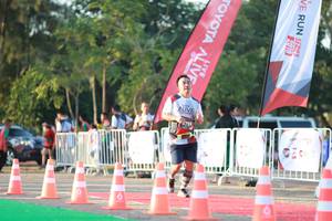 BIB: 769, 2019
                            <button type="button" onclick="openModal(6500791)" class="btn btn-primary btn-sm float-right btn-popup" data-toggle="modal" data-target=".modal-high-quality">
                        <i class="fas fa-shopping-cart"></i> Add to Cart
                    </button>
                                            <button type="button" onclick="isThisMe(6500791, true)" class="btn btn-success btn-sm float-right btn-popup btn-isme hidden" data-toggle="tooltip" data-placement="bottom" title="นี่คือรูปของคุณใช่ไหม คลิกที่นี่เพื่อเอาเข้าอัลบั้ม">
                        <i class="fas fa-plus"></i> Add to album
                    </button>
                    <button type="button" onclick="isThisMe(6500791, false)" class="btn btn-warning btn-sm float-right btn-popup btn-isnotme hidden">
                        <i class="fas fa-ban"></i> Remove from album
                    </button>