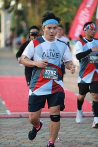 BIB: 3708, 3752, 
                            <button type="button" onclick="openModal(6493772)" class="btn btn-primary btn-sm float-right btn-popup" data-toggle="modal" data-target=".modal-high-quality">
                        <i class="fas fa-shopping-cart"></i> Add to Cart
                    </button>
                                            <button type="button" onclick="isThisMe(6493772, true)" class="btn btn-success btn-sm float-right btn-popup btn-isme hidden" data-toggle="tooltip" data-placement="bottom" title="นี่คือรูปของคุณใช่ไหม คลิกที่นี่เพื่อเอาเข้าอัลบั้ม">
                        <i class="fas fa-plus"></i> Add to album
                    </button>
                    <button type="button" onclick="isThisMe(6493772, false)" class="btn btn-warning btn-sm float-right btn-popup btn-isnotme hidden">
                        <i class="fas fa-ban"></i> Remove from album
                    </button>