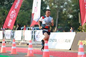 BIB: 6935
                            <button type="button" onclick="openModal(6500815)" class="btn btn-primary btn-sm float-right btn-popup" data-toggle="modal" data-target=".modal-high-quality">
                        <i class="fas fa-shopping-cart"></i> Add to Cart
                    </button>
                                            <button type="button" onclick="isThisMe(6500815, true)" class="btn btn-success btn-sm float-right btn-popup btn-isme hidden" data-toggle="tooltip" data-placement="bottom" title="นี่คือรูปของคุณใช่ไหม คลิกที่นี่เพื่อเอาเข้าอัลบั้ม">
                        <i class="fas fa-plus"></i> Add to album
                    </button>
                    <button type="button" onclick="isThisMe(6500815, false)" class="btn btn-warning btn-sm float-right btn-popup btn-isnotme hidden">
                        <i class="fas fa-ban"></i> Remove from album
                    </button>