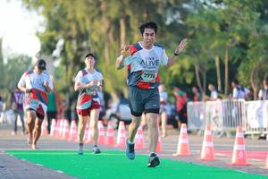 BIB: 7778
                            <button type="button" onclick="openModal(6500817)" class="btn btn-primary btn-sm float-right btn-popup" data-toggle="modal" data-target=".modal-high-quality">
                        <i class="fas fa-shopping-cart"></i> Add to Cart
                    </button>
                                            <button type="button" onclick="isThisMe(6500817, true)" class="btn btn-success btn-sm float-right btn-popup btn-isme hidden" data-toggle="tooltip" data-placement="bottom" title="นี่คือรูปของคุณใช่ไหม คลิกที่นี่เพื่อเอาเข้าอัลบั้ม">
                        <i class="fas fa-plus"></i> Add to album
                    </button>
                    <button type="button" onclick="isThisMe(6500817, false)" class="btn btn-warning btn-sm float-right btn-popup btn-isnotme hidden">
                        <i class="fas fa-ban"></i> Remove from album
                    </button>