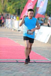 BIB: 2850
                            <button type="button" onclick="openModal(6500336)" class="btn btn-primary btn-sm float-right btn-popup" data-toggle="modal" data-target=".modal-high-quality">
                        <i class="fas fa-shopping-cart"></i> Add to Cart
                    </button>
                                            <button type="button" onclick="isThisMe(6500336, true)" class="btn btn-success btn-sm float-right btn-popup btn-isme hidden" data-toggle="tooltip" data-placement="bottom" title="นี่คือรูปของคุณใช่ไหม คลิกที่นี่เพื่อเอาเข้าอัลบั้ม">
                        <i class="fas fa-plus"></i> Add to album
                    </button>
                    <button type="button" onclick="isThisMe(6500336, false)" class="btn btn-warning btn-sm float-right btn-popup btn-isnotme hidden">
                        <i class="fas fa-ban"></i> Remove from album
                    </button>