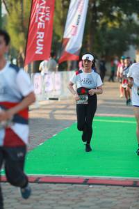 BIB: 908
                            <button type="button" onclick="openModal(6500362)" class="btn btn-primary btn-sm float-right btn-popup" data-toggle="modal" data-target=".modal-high-quality">
                        <i class="fas fa-shopping-cart"></i> Add to Cart
                    </button>
                                            <button type="button" onclick="isThisMe(6500362, true)" class="btn btn-success btn-sm float-right btn-popup btn-isme hidden" data-toggle="tooltip" data-placement="bottom" title="นี่คือรูปของคุณใช่ไหม คลิกที่นี่เพื่อเอาเข้าอัลบั้ม">
                        <i class="fas fa-plus"></i> Add to album
                    </button>
                    <button type="button" onclick="isThisMe(6500362, false)" class="btn btn-warning btn-sm float-right btn-popup btn-isnotme hidden">
                        <i class="fas fa-ban"></i> Remove from album
                    </button>