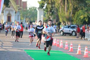 BIB: 6728
                            <button type="button" onclick="openModal(6500633)" class="btn btn-primary btn-sm float-right btn-popup" data-toggle="modal" data-target=".modal-high-quality">
                        <i class="fas fa-shopping-cart"></i> Add to Cart
                    </button>
                                            <button type="button" onclick="isThisMe(6500633, true)" class="btn btn-success btn-sm float-right btn-popup btn-isme hidden" data-toggle="tooltip" data-placement="bottom" title="นี่คือรูปของคุณใช่ไหม คลิกที่นี่เพื่อเอาเข้าอัลบั้ม">
                        <i class="fas fa-plus"></i> Add to album
                    </button>
                    <button type="button" onclick="isThisMe(6500633, false)" class="btn btn-warning btn-sm float-right btn-popup btn-isnotme hidden">
                        <i class="fas fa-ban"></i> Remove from album
                    </button>