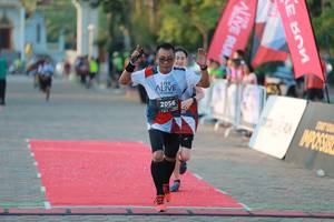 BIB: 2056, 
                            <button type="button" onclick="openModal(6493445)" class="btn btn-primary btn-sm float-right btn-popup" data-toggle="modal" data-target=".modal-high-quality">
                        <i class="fas fa-shopping-cart"></i> Add to Cart
                    </button>
                                            <button type="button" onclick="isThisMe(6493445, true)" class="btn btn-success btn-sm float-right btn-popup btn-isme hidden" data-toggle="tooltip" data-placement="bottom" title="นี่คือรูปของคุณใช่ไหม คลิกที่นี่เพื่อเอาเข้าอัลบั้ม">
                        <i class="fas fa-plus"></i> Add to album
                    </button>
                    <button type="button" onclick="isThisMe(6493445, false)" class="btn btn-warning btn-sm float-right btn-popup btn-isnotme hidden">
                        <i class="fas fa-ban"></i> Remove from album
                    </button>