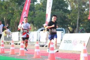 BIB: 3122, 2965
                            <button type="button" onclick="openModal(6503062)" class="btn btn-primary btn-sm float-right btn-popup" data-toggle="modal" data-target=".modal-high-quality">
                        <i class="fas fa-shopping-cart"></i> Add to Cart
                    </button>
                                            <button type="button" onclick="isThisMe(6503062, true)" class="btn btn-success btn-sm float-right btn-popup btn-isme hidden" data-toggle="tooltip" data-placement="bottom" title="นี่คือรูปของคุณใช่ไหม คลิกที่นี่เพื่อเอาเข้าอัลบั้ม">
                        <i class="fas fa-plus"></i> Add to album
                    </button>
                    <button type="button" onclick="isThisMe(6503062, false)" class="btn btn-warning btn-sm float-right btn-popup btn-isnotme hidden">
                        <i class="fas fa-ban"></i> Remove from album
                    </button>