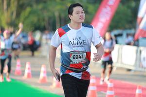 BIB: 6941
                            <button type="button" onclick="openModal(6501928)" class="btn btn-primary btn-sm float-right btn-popup" data-toggle="modal" data-target=".modal-high-quality">
                        <i class="fas fa-shopping-cart"></i> Add to Cart
                    </button>
                                            <button type="button" onclick="isThisMe(6501928, true)" class="btn btn-success btn-sm float-right btn-popup btn-isme hidden" data-toggle="tooltip" data-placement="bottom" title="นี่คือรูปของคุณใช่ไหม คลิกที่นี่เพื่อเอาเข้าอัลบั้ม">
                        <i class="fas fa-plus"></i> Add to album
                    </button>
                    <button type="button" onclick="isThisMe(6501928, false)" class="btn btn-warning btn-sm float-right btn-popup btn-isnotme hidden">
                        <i class="fas fa-ban"></i> Remove from album
                    </button>