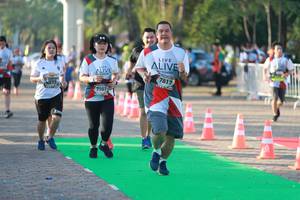 BIB: 7817, 7951
                            <button type="button" onclick="openModal(6501904)" class="btn btn-primary btn-sm float-right btn-popup" data-toggle="modal" data-target=".modal-high-quality">
                        <i class="fas fa-shopping-cart"></i> Add to Cart
                    </button>
                                            <button type="button" onclick="isThisMe(6501904, true)" class="btn btn-success btn-sm float-right btn-popup btn-isme hidden" data-toggle="tooltip" data-placement="bottom" title="นี่คือรูปของคุณใช่ไหม คลิกที่นี่เพื่อเอาเข้าอัลบั้ม">
                        <i class="fas fa-plus"></i> Add to album
                    </button>
                    <button type="button" onclick="isThisMe(6501904, false)" class="btn btn-warning btn-sm float-right btn-popup btn-isnotme hidden">
                        <i class="fas fa-ban"></i> Remove from album
                    </button>