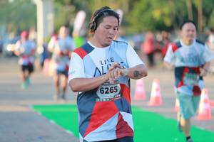 BIB: 6265
                            <button type="button" onclick="openModal(6500516)" class="btn btn-primary btn-sm float-right btn-popup" data-toggle="modal" data-target=".modal-high-quality">
                        <i class="fas fa-shopping-cart"></i> Add to Cart
                    </button>
                                            <button type="button" onclick="isThisMe(6500516, true)" class="btn btn-success btn-sm float-right btn-popup btn-isme hidden" data-toggle="tooltip" data-placement="bottom" title="นี่คือรูปของคุณใช่ไหม คลิกที่นี่เพื่อเอาเข้าอัลบั้ม">
                        <i class="fas fa-plus"></i> Add to album
                    </button>
                    <button type="button" onclick="isThisMe(6500516, false)" class="btn btn-warning btn-sm float-right btn-popup btn-isnotme hidden">
                        <i class="fas fa-ban"></i> Remove from album
                    </button>