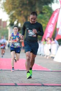 BIB: 2027, 2153
                            <button type="button" onclick="openModal(6493389)" class="btn btn-primary btn-sm float-right btn-popup" data-toggle="modal" data-target=".modal-high-quality">
                        <i class="fas fa-shopping-cart"></i> Add to Cart
                    </button>
                                            <button type="button" onclick="isThisMe(6493389, true)" class="btn btn-success btn-sm float-right btn-popup btn-isme hidden" data-toggle="tooltip" data-placement="bottom" title="นี่คือรูปของคุณใช่ไหม คลิกที่นี่เพื่อเอาเข้าอัลบั้ม">
                        <i class="fas fa-plus"></i> Add to album
                    </button>
                    <button type="button" onclick="isThisMe(6493389, false)" class="btn btn-warning btn-sm float-right btn-popup btn-isnotme hidden">
                        <i class="fas fa-ban"></i> Remove from album
                    </button>