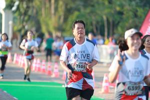 BIB: 7105, 6399
                            <button type="button" onclick="openModal(6502039)" class="btn btn-primary btn-sm float-right btn-popup" data-toggle="modal" data-target=".modal-high-quality">
                        <i class="fas fa-shopping-cart"></i> Add to Cart
                    </button>
                                            <button type="button" onclick="isThisMe(6502039, true)" class="btn btn-success btn-sm float-right btn-popup btn-isme hidden" data-toggle="tooltip" data-placement="bottom" title="นี่คือรูปของคุณใช่ไหม คลิกที่นี่เพื่อเอาเข้าอัลบั้ม">
                        <i class="fas fa-plus"></i> Add to album
                    </button>
                    <button type="button" onclick="isThisMe(6502039, false)" class="btn btn-warning btn-sm float-right btn-popup btn-isnotme hidden">
                        <i class="fas fa-ban"></i> Remove from album
                    </button>