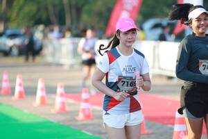 BIB: 7169
                            <button type="button" onclick="openModal(6502700)" class="btn btn-primary btn-sm float-right btn-popup" data-toggle="modal" data-target=".modal-high-quality">
                        <i class="fas fa-shopping-cart"></i> Add to Cart
                    </button>
                                            <button type="button" onclick="isThisMe(6502700, true)" class="btn btn-success btn-sm float-right btn-popup btn-isme hidden" data-toggle="tooltip" data-placement="bottom" title="นี่คือรูปของคุณใช่ไหม คลิกที่นี่เพื่อเอาเข้าอัลบั้ม">
                        <i class="fas fa-plus"></i> Add to album
                    </button>
                    <button type="button" onclick="isThisMe(6502700, false)" class="btn btn-warning btn-sm float-right btn-popup btn-isnotme hidden">
                        <i class="fas fa-ban"></i> Remove from album
                    </button>