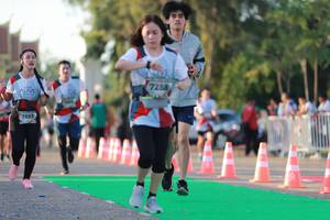 BIB: 7288, 7893
                            <button type="button" onclick="openModal(6501125)" class="btn btn-primary btn-sm float-right btn-popup" data-toggle="modal" data-target=".modal-high-quality">
                        <i class="fas fa-shopping-cart"></i> Add to Cart
                    </button>
                                            <button type="button" onclick="isThisMe(6501125, true)" class="btn btn-success btn-sm float-right btn-popup btn-isme hidden" data-toggle="tooltip" data-placement="bottom" title="นี่คือรูปของคุณใช่ไหม คลิกที่นี่เพื่อเอาเข้าอัลบั้ม">
                        <i class="fas fa-plus"></i> Add to album
                    </button>
                    <button type="button" onclick="isThisMe(6501125, false)" class="btn btn-warning btn-sm float-right btn-popup btn-isnotme hidden">
                        <i class="fas fa-ban"></i> Remove from album
                    </button>