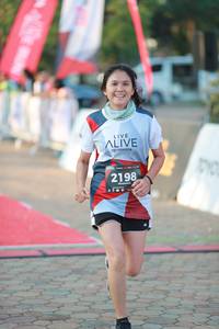 BIB: 2198
                            <button type="button" onclick="openModal(6493758)" class="btn btn-primary btn-sm float-right btn-popup" data-toggle="modal" data-target=".modal-high-quality">
                        <i class="fas fa-shopping-cart"></i> Add to Cart
                    </button>
                                            <button type="button" onclick="isThisMe(6493758, true)" class="btn btn-success btn-sm float-right btn-popup btn-isme hidden" data-toggle="tooltip" data-placement="bottom" title="นี่คือรูปของคุณใช่ไหม คลิกที่นี่เพื่อเอาเข้าอัลบั้ม">
                        <i class="fas fa-plus"></i> Add to album
                    </button>
                    <button type="button" onclick="isThisMe(6493758, false)" class="btn btn-warning btn-sm float-right btn-popup btn-isnotme hidden">
                        <i class="fas fa-ban"></i> Remove from album
                    </button>