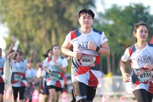 BIB: 6661, 6736
                            <button type="button" onclick="openModal(6502599)" class="btn btn-primary btn-sm float-right btn-popup" data-toggle="modal" data-target=".modal-high-quality">
                        <i class="fas fa-shopping-cart"></i> Add to Cart
                    </button>
                                            <button type="button" onclick="isThisMe(6502599, true)" class="btn btn-success btn-sm float-right btn-popup btn-isme hidden" data-toggle="tooltip" data-placement="bottom" title="นี่คือรูปของคุณใช่ไหม คลิกที่นี่เพื่อเอาเข้าอัลบั้ม">
                        <i class="fas fa-plus"></i> Add to album
                    </button>
                    <button type="button" onclick="isThisMe(6502599, false)" class="btn btn-warning btn-sm float-right btn-popup btn-isnotme hidden">
                        <i class="fas fa-ban"></i> Remove from album
                    </button>