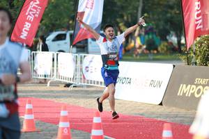 BIB: 2900
                            <button type="button" onclick="openModal(6500623)" class="btn btn-primary btn-sm float-right btn-popup" data-toggle="modal" data-target=".modal-high-quality">
                        <i class="fas fa-shopping-cart"></i> Add to Cart
                    </button>
                                            <button type="button" onclick="isThisMe(6500623, true)" class="btn btn-success btn-sm float-right btn-popup btn-isme hidden" data-toggle="tooltip" data-placement="bottom" title="นี่คือรูปของคุณใช่ไหม คลิกที่นี่เพื่อเอาเข้าอัลบั้ม">
                        <i class="fas fa-plus"></i> Add to album
                    </button>
                    <button type="button" onclick="isThisMe(6500623, false)" class="btn btn-warning btn-sm float-right btn-popup btn-isnotme hidden">
                        <i class="fas fa-ban"></i> Remove from album
                    </button>