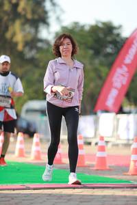 BIB: 4270
                            <button type="button" onclick="openModal(6504867)" class="btn btn-primary btn-sm float-right btn-popup" data-toggle="modal" data-target=".modal-high-quality">
                        <i class="fas fa-shopping-cart"></i> Add to Cart
                    </button>
                                            <button type="button" onclick="isThisMe(6504867, true)" class="btn btn-success btn-sm float-right btn-popup btn-isme hidden" data-toggle="tooltip" data-placement="bottom" title="นี่คือรูปของคุณใช่ไหม คลิกที่นี่เพื่อเอาเข้าอัลบั้ม">
                        <i class="fas fa-plus"></i> Add to album
                    </button>
                    <button type="button" onclick="isThisMe(6504867, false)" class="btn btn-warning btn-sm float-right btn-popup btn-isnotme hidden">
                        <i class="fas fa-ban"></i> Remove from album
                    </button>