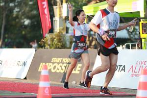 BIB: 208, 3852
                            <button type="button" onclick="openModal(6500830)" class="btn btn-primary btn-sm float-right btn-popup" data-toggle="modal" data-target=".modal-high-quality">
                        <i class="fas fa-shopping-cart"></i> Add to Cart
                    </button>
                                            <button type="button" onclick="isThisMe(6500830, true)" class="btn btn-success btn-sm float-right btn-popup btn-isme hidden" data-toggle="tooltip" data-placement="bottom" title="นี่คือรูปของคุณใช่ไหม คลิกที่นี่เพื่อเอาเข้าอัลบั้ม">
                        <i class="fas fa-plus"></i> Add to album
                    </button>
                    <button type="button" onclick="isThisMe(6500830, false)" class="btn btn-warning btn-sm float-right btn-popup btn-isnotme hidden">
                        <i class="fas fa-ban"></i> Remove from album
                    </button>