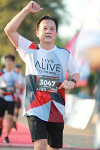 BIB: 3047, 128
                            <button type="button" onclick="openModal(6499863)" class="btn btn-primary btn-sm float-right btn-popup" data-toggle="modal" data-target=".modal-high-quality">
                        <i class="fas fa-shopping-cart"></i> Add to Cart
                    </button>
                                            <button type="button" onclick="isThisMe(6499863, true)" class="btn btn-success btn-sm float-right btn-popup btn-isme hidden" data-toggle="tooltip" data-placement="bottom" title="นี่คือรูปของคุณใช่ไหม คลิกที่นี่เพื่อเอาเข้าอัลบั้ม">
                        <i class="fas fa-plus"></i> Add to album
                    </button>
                    <button type="button" onclick="isThisMe(6499863, false)" class="btn btn-warning btn-sm float-right btn-popup btn-isnotme hidden">
                        <i class="fas fa-ban"></i> Remove from album
                    </button>