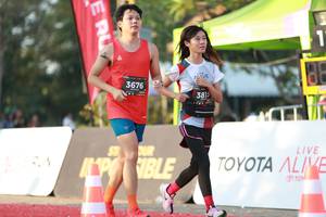 BIB: 3676, 3815, 
                            <button type="button" onclick="openModal(6501156)" class="btn btn-primary btn-sm float-right btn-popup" data-toggle="modal" data-target=".modal-high-quality">
                        <i class="fas fa-shopping-cart"></i> Add to Cart
                    </button>
                                            <button type="button" onclick="isThisMe(6501156, true)" class="btn btn-success btn-sm float-right btn-popup btn-isme hidden" data-toggle="tooltip" data-placement="bottom" title="นี่คือรูปของคุณใช่ไหม คลิกที่นี่เพื่อเอาเข้าอัลบั้ม">
                        <i class="fas fa-plus"></i> Add to album
                    </button>
                    <button type="button" onclick="isThisMe(6501156, false)" class="btn btn-warning btn-sm float-right btn-popup btn-isnotme hidden">
                        <i class="fas fa-ban"></i> Remove from album
                    </button>