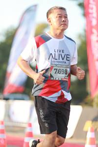 BIB: 7698
                            <button type="button" onclick="openModal(6501643)" class="btn btn-primary btn-sm float-right btn-popup" data-toggle="modal" data-target=".modal-high-quality">
                        <i class="fas fa-shopping-cart"></i> Add to Cart
                    </button>
                                            <button type="button" onclick="isThisMe(6501643, true)" class="btn btn-success btn-sm float-right btn-popup btn-isme hidden" data-toggle="tooltip" data-placement="bottom" title="นี่คือรูปของคุณใช่ไหม คลิกที่นี่เพื่อเอาเข้าอัลบั้ม">
                        <i class="fas fa-plus"></i> Add to album
                    </button>
                    <button type="button" onclick="isThisMe(6501643, false)" class="btn btn-warning btn-sm float-right btn-popup btn-isnotme hidden">
                        <i class="fas fa-ban"></i> Remove from album
                    </button>