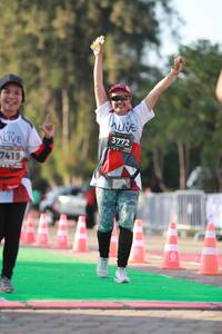 BIB: 3772, 7419
                            <button type="button" onclick="openModal(6504945)" class="btn btn-primary btn-sm float-right btn-popup" data-toggle="modal" data-target=".modal-high-quality">
                        <i class="fas fa-shopping-cart"></i> Add to Cart
                    </button>
                                            <button type="button" onclick="isThisMe(6504945, true)" class="btn btn-success btn-sm float-right btn-popup btn-isme hidden" data-toggle="tooltip" data-placement="bottom" title="นี่คือรูปของคุณใช่ไหม คลิกที่นี่เพื่อเอาเข้าอัลบั้ม">
                        <i class="fas fa-plus"></i> Add to album
                    </button>
                    <button type="button" onclick="isThisMe(6504945, false)" class="btn btn-warning btn-sm float-right btn-popup btn-isnotme hidden">
                        <i class="fas fa-ban"></i> Remove from album
                    </button>