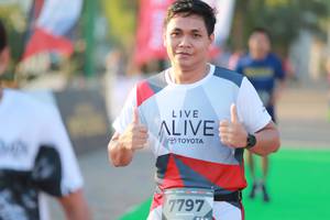 BIB: 7797
                            <button type="button" onclick="openModal(6500189)" class="btn btn-primary btn-sm float-right btn-popup" data-toggle="modal" data-target=".modal-high-quality">
                        <i class="fas fa-shopping-cart"></i> Add to Cart
                    </button>
                                            <button type="button" onclick="isThisMe(6500189, true)" class="btn btn-success btn-sm float-right btn-popup btn-isme hidden" data-toggle="tooltip" data-placement="bottom" title="นี่คือรูปของคุณใช่ไหม คลิกที่นี่เพื่อเอาเข้าอัลบั้ม">
                        <i class="fas fa-plus"></i> Add to album
                    </button>
                    <button type="button" onclick="isThisMe(6500189, false)" class="btn btn-warning btn-sm float-right btn-popup btn-isnotme hidden">
                        <i class="fas fa-ban"></i> Remove from album
                    </button>