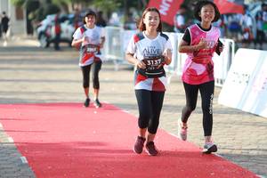 BIB: 2041, 3137
                            <button type="button" onclick="openModal(6505157)" class="btn btn-primary btn-sm float-right btn-popup" data-toggle="modal" data-target=".modal-high-quality">
                        <i class="fas fa-shopping-cart"></i> Add to Cart
                    </button>
                                            <button type="button" onclick="isThisMe(6505157, true)" class="btn btn-success btn-sm float-right btn-popup btn-isme hidden" data-toggle="tooltip" data-placement="bottom" title="นี่คือรูปของคุณใช่ไหม คลิกที่นี่เพื่อเอาเข้าอัลบั้ม">
                        <i class="fas fa-plus"></i> Add to album
                    </button>
                    <button type="button" onclick="isThisMe(6505157, false)" class="btn btn-warning btn-sm float-right btn-popup btn-isnotme hidden">
                        <i class="fas fa-ban"></i> Remove from album
                    </button>