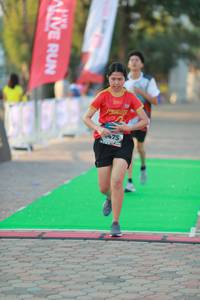 BIB: 9475
                            <button type="button" onclick="openModal(6498235)" class="btn btn-primary btn-sm float-right btn-popup" data-toggle="modal" data-target=".modal-high-quality">
                        <i class="fas fa-shopping-cart"></i> Add to Cart
                    </button>
                                            <button type="button" onclick="isThisMe(6498235, true)" class="btn btn-success btn-sm float-right btn-popup btn-isme hidden" data-toggle="tooltip" data-placement="bottom" title="นี่คือรูปของคุณใช่ไหม คลิกที่นี่เพื่อเอาเข้าอัลบั้ม">
                        <i class="fas fa-plus"></i> Add to album
                    </button>
                    <button type="button" onclick="isThisMe(6498235, false)" class="btn btn-warning btn-sm float-right btn-popup btn-isnotme hidden">
                        <i class="fas fa-ban"></i> Remove from album
                    </button>