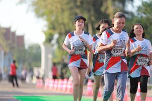 BIB: 6700, 7337, 7506
                            <button type="button" onclick="openModal(6504359)" class="btn btn-primary btn-sm float-right btn-popup" data-toggle="modal" data-target=".modal-high-quality">
                        <i class="fas fa-shopping-cart"></i> Add to Cart
                    </button>
                                            <button type="button" onclick="isThisMe(6504359, true)" class="btn btn-success btn-sm float-right btn-popup btn-isme hidden" data-toggle="tooltip" data-placement="bottom" title="นี่คือรูปของคุณใช่ไหม คลิกที่นี่เพื่อเอาเข้าอัลบั้ม">
                        <i class="fas fa-plus"></i> Add to album
                    </button>
                    <button type="button" onclick="isThisMe(6504359, false)" class="btn btn-warning btn-sm float-right btn-popup btn-isnotme hidden">
                        <i class="fas fa-ban"></i> Remove from album
                    </button>