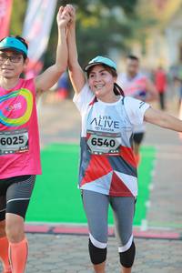 BIB: 6540, 6025
                            <button type="button" onclick="openModal(6500403)" class="btn btn-primary btn-sm float-right btn-popup" data-toggle="modal" data-target=".modal-high-quality">
                        <i class="fas fa-shopping-cart"></i> Add to Cart
                    </button>
                                            <button type="button" onclick="isThisMe(6500403, true)" class="btn btn-success btn-sm float-right btn-popup btn-isme hidden" data-toggle="tooltip" data-placement="bottom" title="นี่คือรูปของคุณใช่ไหม คลิกที่นี่เพื่อเอาเข้าอัลบั้ม">
                        <i class="fas fa-plus"></i> Add to album
                    </button>
                    <button type="button" onclick="isThisMe(6500403, false)" class="btn btn-warning btn-sm float-right btn-popup btn-isnotme hidden">
                        <i class="fas fa-ban"></i> Remove from album
                    </button>