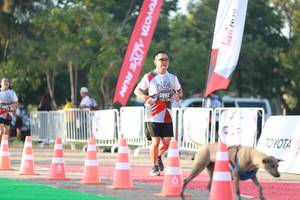 BIB: 2862
                            <button type="button" onclick="openModal(6504006)" class="btn btn-primary btn-sm float-right btn-popup" data-toggle="modal" data-target=".modal-high-quality">
                        <i class="fas fa-shopping-cart"></i> Add to Cart
                    </button>
                                            <button type="button" onclick="isThisMe(6504006, true)" class="btn btn-success btn-sm float-right btn-popup btn-isme hidden" data-toggle="tooltip" data-placement="bottom" title="นี่คือรูปของคุณใช่ไหม คลิกที่นี่เพื่อเอาเข้าอัลบั้ม">
                        <i class="fas fa-plus"></i> Add to album
                    </button>
                    <button type="button" onclick="isThisMe(6504006, false)" class="btn btn-warning btn-sm float-right btn-popup btn-isnotme hidden">
                        <i class="fas fa-ban"></i> Remove from album
                    </button>