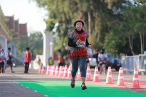 BIB: 3426
                            <button type="button" onclick="openModal(6504738)" class="btn btn-primary btn-sm float-right btn-popup" data-toggle="modal" data-target=".modal-high-quality">
                        <i class="fas fa-shopping-cart"></i> Add to Cart
                    </button>
                                            <button type="button" onclick="isThisMe(6504738, true)" class="btn btn-success btn-sm float-right btn-popup btn-isme hidden" data-toggle="tooltip" data-placement="bottom" title="นี่คือรูปของคุณใช่ไหม คลิกที่นี่เพื่อเอาเข้าอัลบั้ม">
                        <i class="fas fa-plus"></i> Add to album
                    </button>
                    <button type="button" onclick="isThisMe(6504738, false)" class="btn btn-warning btn-sm float-right btn-popup btn-isnotme hidden">
                        <i class="fas fa-ban"></i> Remove from album
                    </button>