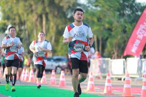 BIB: 6042, 7235, 623
                            <button type="button" onclick="openModal(6501397)" class="btn btn-primary btn-sm float-right btn-popup" data-toggle="modal" data-target=".modal-high-quality">
                        <i class="fas fa-shopping-cart"></i> Add to Cart
                    </button>
                                            <button type="button" onclick="isThisMe(6501397, true)" class="btn btn-success btn-sm float-right btn-popup btn-isme hidden" data-toggle="tooltip" data-placement="bottom" title="นี่คือรูปของคุณใช่ไหม คลิกที่นี่เพื่อเอาเข้าอัลบั้ม">
                        <i class="fas fa-plus"></i> Add to album
                    </button>
                    <button type="button" onclick="isThisMe(6501397, false)" class="btn btn-warning btn-sm float-right btn-popup btn-isnotme hidden">
                        <i class="fas fa-ban"></i> Remove from album
                    </button>