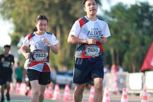 BIB: 7690, 7823
                            <button type="button" onclick="openModal(6501560)" class="btn btn-primary btn-sm float-right btn-popup" data-toggle="modal" data-target=".modal-high-quality">
                        <i class="fas fa-shopping-cart"></i> Add to Cart
                    </button>
                                            <button type="button" onclick="isThisMe(6501560, true)" class="btn btn-success btn-sm float-right btn-popup btn-isme hidden" data-toggle="tooltip" data-placement="bottom" title="นี่คือรูปของคุณใช่ไหม คลิกที่นี่เพื่อเอาเข้าอัลบั้ม">
                        <i class="fas fa-plus"></i> Add to album
                    </button>
                    <button type="button" onclick="isThisMe(6501560, false)" class="btn btn-warning btn-sm float-right btn-popup btn-isnotme hidden">
                        <i class="fas fa-ban"></i> Remove from album
                    </button>