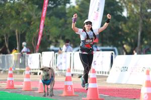 BIB: 3839
                            <button type="button" onclick="openModal(6504001)" class="btn btn-primary btn-sm float-right btn-popup" data-toggle="modal" data-target=".modal-high-quality">
                        <i class="fas fa-shopping-cart"></i> Add to Cart
                    </button>
                                            <button type="button" onclick="isThisMe(6504001, true)" class="btn btn-success btn-sm float-right btn-popup btn-isme hidden" data-toggle="tooltip" data-placement="bottom" title="นี่คือรูปของคุณใช่ไหม คลิกที่นี่เพื่อเอาเข้าอัลบั้ม">
                        <i class="fas fa-plus"></i> Add to album
                    </button>
                    <button type="button" onclick="isThisMe(6504001, false)" class="btn btn-warning btn-sm float-right btn-popup btn-isnotme hidden">
                        <i class="fas fa-ban"></i> Remove from album
                    </button>