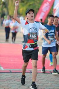 BIB: 3620, 3861, 128
                            <button type="button" onclick="openModal(6500176)" class="btn btn-primary btn-sm float-right btn-popup" data-toggle="modal" data-target=".modal-high-quality">
                        <i class="fas fa-shopping-cart"></i> Add to Cart
                    </button>
                                            <button type="button" onclick="isThisMe(6500176, true)" class="btn btn-success btn-sm float-right btn-popup btn-isme hidden" data-toggle="tooltip" data-placement="bottom" title="นี่คือรูปของคุณใช่ไหม คลิกที่นี่เพื่อเอาเข้าอัลบั้ม">
                        <i class="fas fa-plus"></i> Add to album
                    </button>
                    <button type="button" onclick="isThisMe(6500176, false)" class="btn btn-warning btn-sm float-right btn-popup btn-isnotme hidden">
                        <i class="fas fa-ban"></i> Remove from album
                    </button>