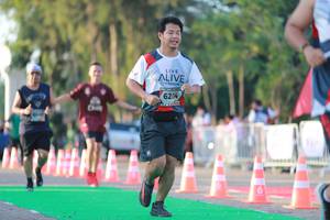 BIB: 6204
                            <button type="button" onclick="openModal(6500907)" class="btn btn-primary btn-sm float-right btn-popup" data-toggle="modal" data-target=".modal-high-quality">
                        <i class="fas fa-shopping-cart"></i> Add to Cart
                    </button>
                                            <button type="button" onclick="isThisMe(6500907, true)" class="btn btn-success btn-sm float-right btn-popup btn-isme hidden" data-toggle="tooltip" data-placement="bottom" title="นี่คือรูปของคุณใช่ไหม คลิกที่นี่เพื่อเอาเข้าอัลบั้ม">
                        <i class="fas fa-plus"></i> Add to album
                    </button>
                    <button type="button" onclick="isThisMe(6500907, false)" class="btn btn-warning btn-sm float-right btn-popup btn-isnotme hidden">
                        <i class="fas fa-ban"></i> Remove from album
                    </button>