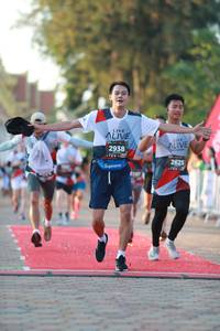 BIB: 2938, 2625
                            <button type="button" onclick="openModal(6498615)" class="btn btn-primary btn-sm float-right btn-popup" data-toggle="modal" data-target=".modal-high-quality">
                        <i class="fas fa-shopping-cart"></i> Add to Cart
                    </button>
                                            <button type="button" onclick="isThisMe(6498615, true)" class="btn btn-success btn-sm float-right btn-popup btn-isme hidden" data-toggle="tooltip" data-placement="bottom" title="นี่คือรูปของคุณใช่ไหม คลิกที่นี่เพื่อเอาเข้าอัลบั้ม">
                        <i class="fas fa-plus"></i> Add to album
                    </button>
                    <button type="button" onclick="isThisMe(6498615, false)" class="btn btn-warning btn-sm float-right btn-popup btn-isnotme hidden">
                        <i class="fas fa-ban"></i> Remove from album
                    </button>