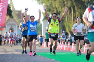 BIB: 7187, 6521, 6815
                            <button type="button" onclick="openModal(6501200)" class="btn btn-primary btn-sm float-right btn-popup" data-toggle="modal" data-target=".modal-high-quality">
                        <i class="fas fa-shopping-cart"></i> Add to Cart
                    </button>
                                            <button type="button" onclick="isThisMe(6501200, true)" class="btn btn-success btn-sm float-right btn-popup btn-isme hidden" data-toggle="tooltip" data-placement="bottom" title="นี่คือรูปของคุณใช่ไหม คลิกที่นี่เพื่อเอาเข้าอัลบั้ม">
                        <i class="fas fa-plus"></i> Add to album
                    </button>
                    <button type="button" onclick="isThisMe(6501200, false)" class="btn btn-warning btn-sm float-right btn-popup btn-isnotme hidden">
                        <i class="fas fa-ban"></i> Remove from album
                    </button>