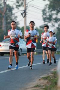 BIB: 6180, 2853, 127, 3818
                            <button type="button" onclick="openModal(6446194)" class="btn btn-primary btn-sm float-right btn-popup" data-toggle="modal" data-target=".modal-high-quality">
                        <i class="fas fa-shopping-cart"></i> Add to Cart
                    </button>
                                            <button type="button" onclick="isThisMe(6446194, true)" class="btn btn-success btn-sm float-right btn-popup btn-isme hidden" data-toggle="tooltip" data-placement="bottom" title="นี่คือรูปของคุณใช่ไหม คลิกที่นี่เพื่อเอาเข้าอัลบั้ม">
                        <i class="fas fa-plus"></i> Add to album
                    </button>
                    <button type="button" onclick="isThisMe(6446194, false)" class="btn btn-warning btn-sm float-right btn-popup btn-isnotme hidden">
                        <i class="fas fa-ban"></i> Remove from album
                    </button>