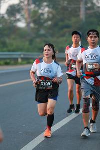 BIB: 201, 369, 3109
                            <button type="button" onclick="openModal(6445929)" class="btn btn-primary btn-sm float-right btn-popup" data-toggle="modal" data-target=".modal-high-quality">
                        <i class="fas fa-shopping-cart"></i> Add to Cart
                    </button>
                                            <button type="button" onclick="isThisMe(6445929, true)" class="btn btn-success btn-sm float-right btn-popup btn-isme hidden" data-toggle="tooltip" data-placement="bottom" title="นี่คือรูปของคุณใช่ไหม คลิกที่นี่เพื่อเอาเข้าอัลบั้ม">
                        <i class="fas fa-plus"></i> Add to album
                    </button>
                    <button type="button" onclick="isThisMe(6445929, false)" class="btn btn-warning btn-sm float-right btn-popup btn-isnotme hidden">
                        <i class="fas fa-ban"></i> Remove from album
                    </button>