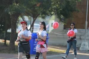 BIB: 6486, 689
                            <button type="button" onclick="openModal(6452310)" class="btn btn-primary btn-sm float-right btn-popup" data-toggle="modal" data-target=".modal-high-quality">
                        <i class="fas fa-shopping-cart"></i> Add to Cart
                    </button>
                                            <button type="button" onclick="isThisMe(6452310, true)" class="btn btn-success btn-sm float-right btn-popup btn-isme hidden" data-toggle="tooltip" data-placement="bottom" title="นี่คือรูปของคุณใช่ไหม คลิกที่นี่เพื่อเอาเข้าอัลบั้ม">
                        <i class="fas fa-plus"></i> Add to album
                    </button>
                    <button type="button" onclick="isThisMe(6452310, false)" class="btn btn-warning btn-sm float-right btn-popup btn-isnotme hidden">
                        <i class="fas fa-ban"></i> Remove from album
                    </button>