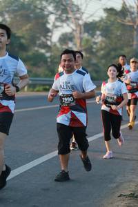 BIB: 7195, 2990
                            <button type="button" onclick="openModal(6449339)" class="btn btn-primary btn-sm float-right btn-popup" data-toggle="modal" data-target=".modal-high-quality">
                        <i class="fas fa-shopping-cart"></i> Add to Cart
                    </button>
                                            <button type="button" onclick="isThisMe(6449339, true)" class="btn btn-success btn-sm float-right btn-popup btn-isme hidden" data-toggle="tooltip" data-placement="bottom" title="นี่คือรูปของคุณใช่ไหม คลิกที่นี่เพื่อเอาเข้าอัลบั้ม">
                        <i class="fas fa-plus"></i> Add to album
                    </button>
                    <button type="button" onclick="isThisMe(6449339, false)" class="btn btn-warning btn-sm float-right btn-popup btn-isnotme hidden">
                        <i class="fas fa-ban"></i> Remove from album
                    </button>