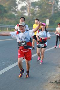 BIB: 2942, 3893
                            <button type="button" onclick="openModal(6448117)" class="btn btn-primary btn-sm float-right btn-popup" data-toggle="modal" data-target=".modal-high-quality">
                        <i class="fas fa-shopping-cart"></i> Add to Cart
                    </button>
                                            <button type="button" onclick="isThisMe(6448117, true)" class="btn btn-success btn-sm float-right btn-popup btn-isme hidden" data-toggle="tooltip" data-placement="bottom" title="นี่คือรูปของคุณใช่ไหม คลิกที่นี่เพื่อเอาเข้าอัลบั้ม">
                        <i class="fas fa-plus"></i> Add to album
                    </button>
                    <button type="button" onclick="isThisMe(6448117, false)" class="btn btn-warning btn-sm float-right btn-popup btn-isnotme hidden">
                        <i class="fas fa-ban"></i> Remove from album
                    </button>