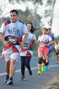 BIB: 3056, 7250
                            <button type="button" onclick="openModal(6447011)" class="btn btn-primary btn-sm float-right btn-popup" data-toggle="modal" data-target=".modal-high-quality">
                        <i class="fas fa-shopping-cart"></i> Add to Cart
                    </button>
                                            <button type="button" onclick="isThisMe(6447011, true)" class="btn btn-success btn-sm float-right btn-popup btn-isme hidden" data-toggle="tooltip" data-placement="bottom" title="นี่คือรูปของคุณใช่ไหม คลิกที่นี่เพื่อเอาเข้าอัลบั้ม">
                        <i class="fas fa-plus"></i> Add to album
                    </button>
                    <button type="button" onclick="isThisMe(6447011, false)" class="btn btn-warning btn-sm float-right btn-popup btn-isnotme hidden">
                        <i class="fas fa-ban"></i> Remove from album
                    </button>